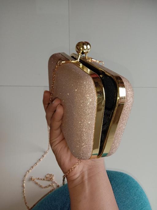 Trendy Women's Golden Resin Clutch